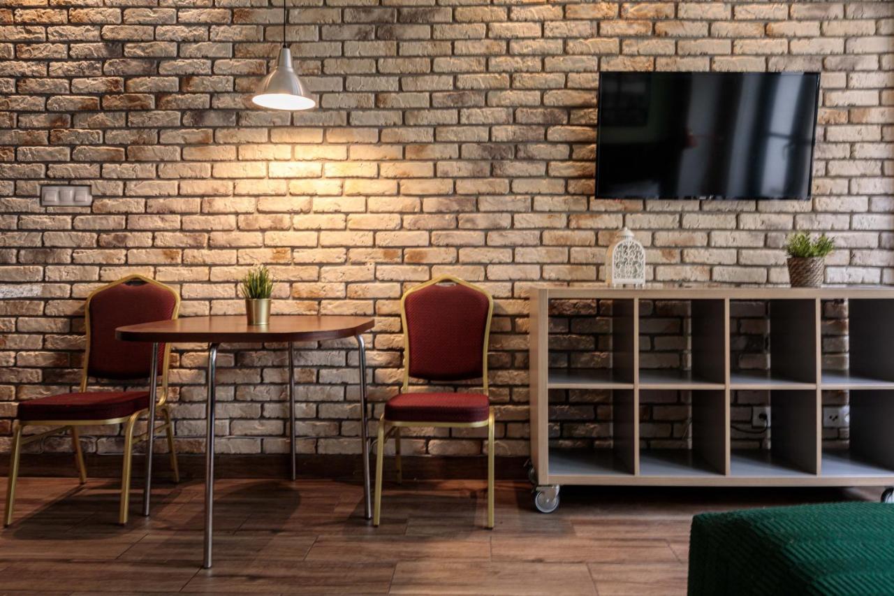 Golden Apartments Wroclaw - Cozy Studio - Main Rail Station&K24 エクステリア 写真