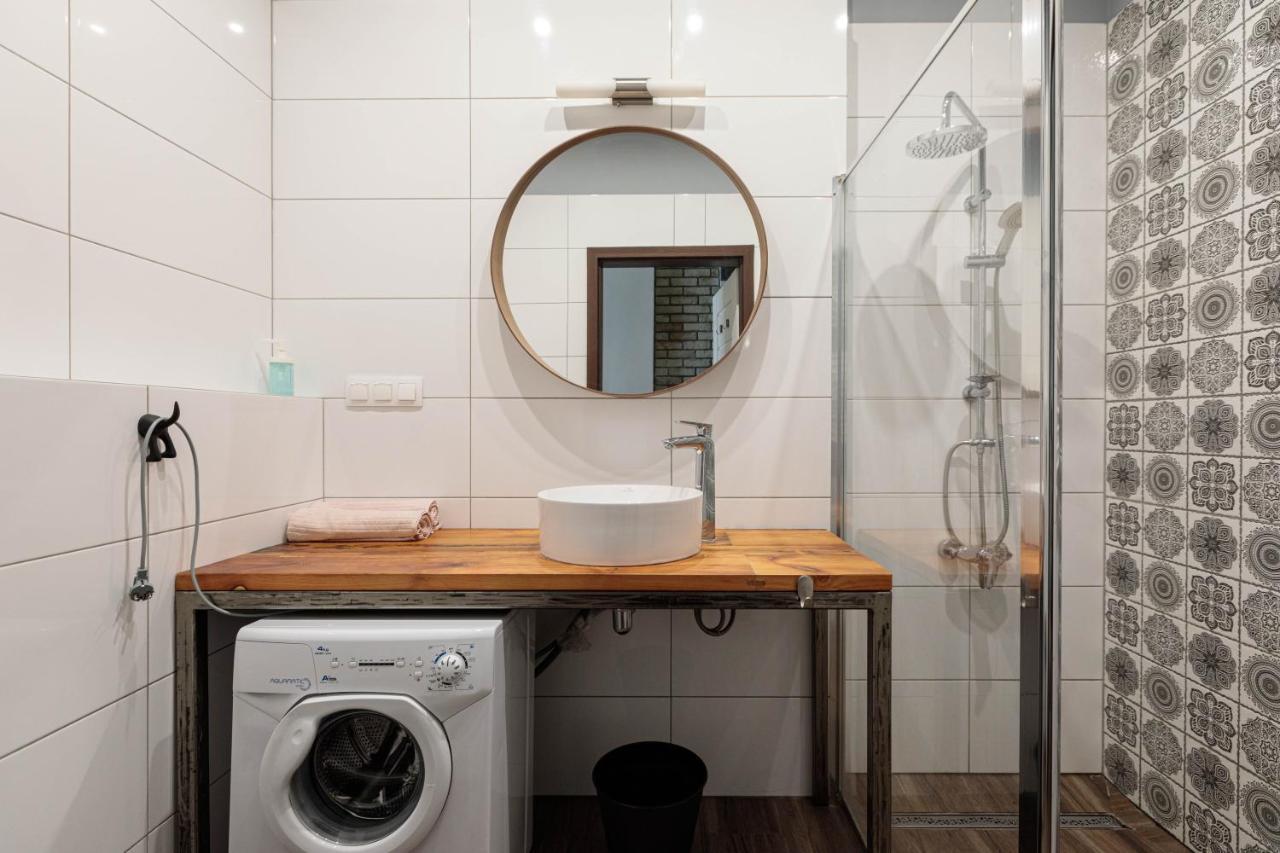 Golden Apartments Wroclaw - Cozy Studio - Main Rail Station&K24 エクステリア 写真